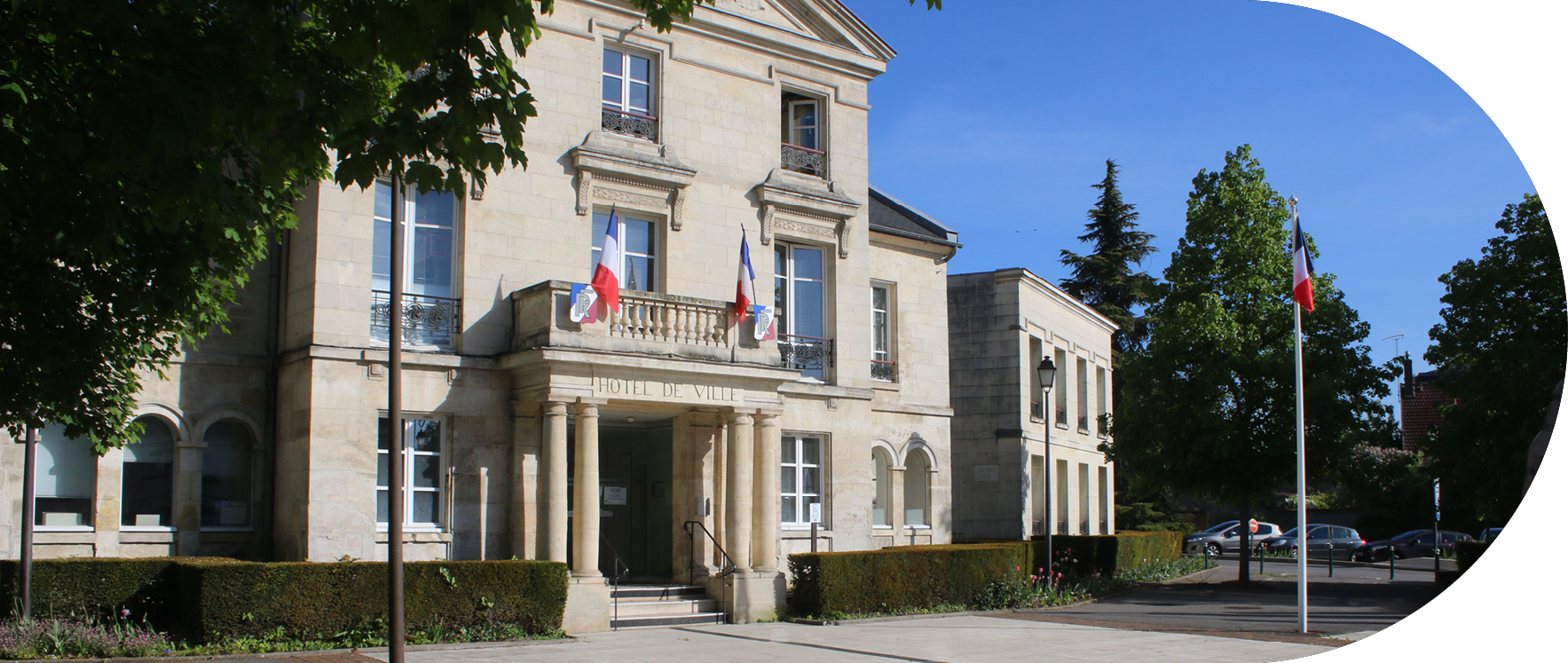 La Mairie Et Les Services Municipaux