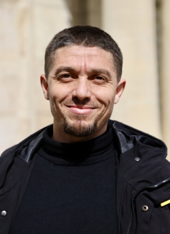 17 Azis Allouache