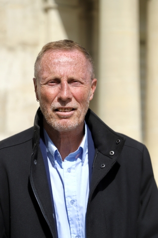 19 Thierry Cléry