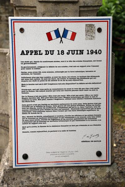 Commemoration-appel-general-de-Gaullepot-amitie-avec-les-italiens-et-anglais1806-23IMG6794