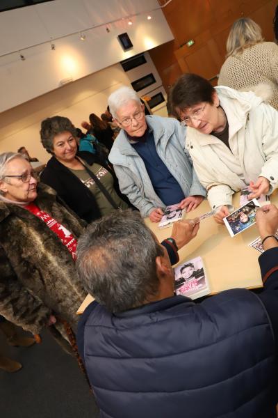 rencontre-dedicaces-Brian-Bouillon-Baker---Mediatheque0212-23IMG1496resultat