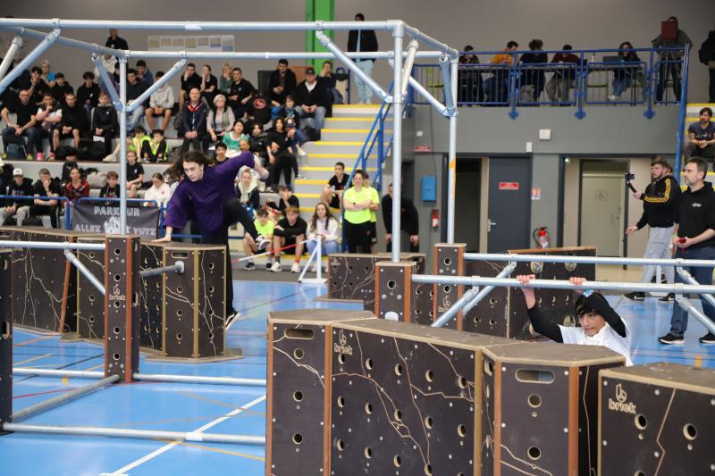 Parkour-gymnase-marie-curie1703-247203resultat