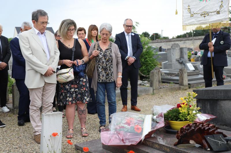 Hommage-aux-maires-lenne-brunet31-05-25-57resultat
