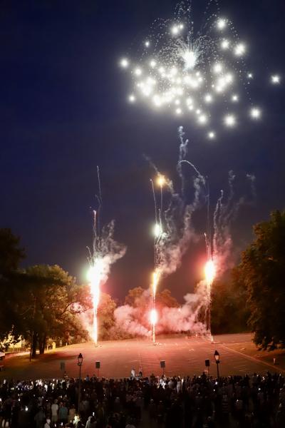 Feu-artifice-13-07-25IMG0459resultat