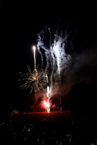 Feu-artifice-13-07-25IMG0533resultat