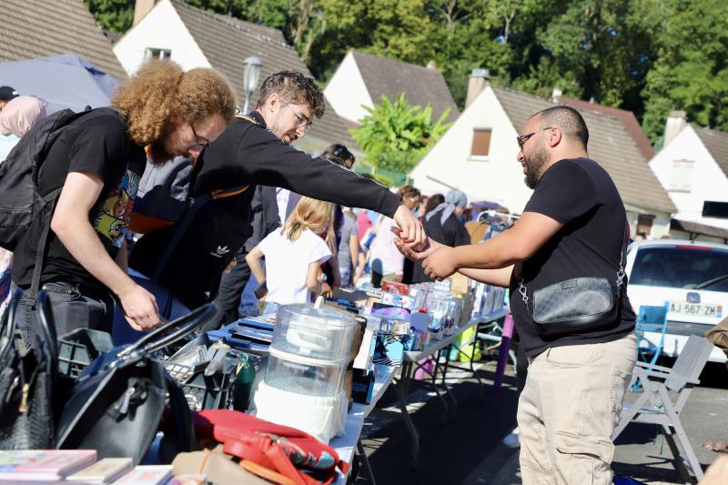 brocante-des-fonds-de-nogent24-08-25IMG1936resultat