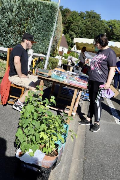 brocante-des-fonds-de-nogent24-08-25IMG1942resultat