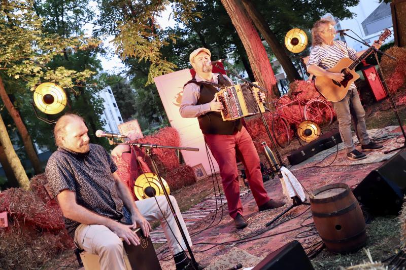 soiree-guinguette30-08-25IMG2576resultat