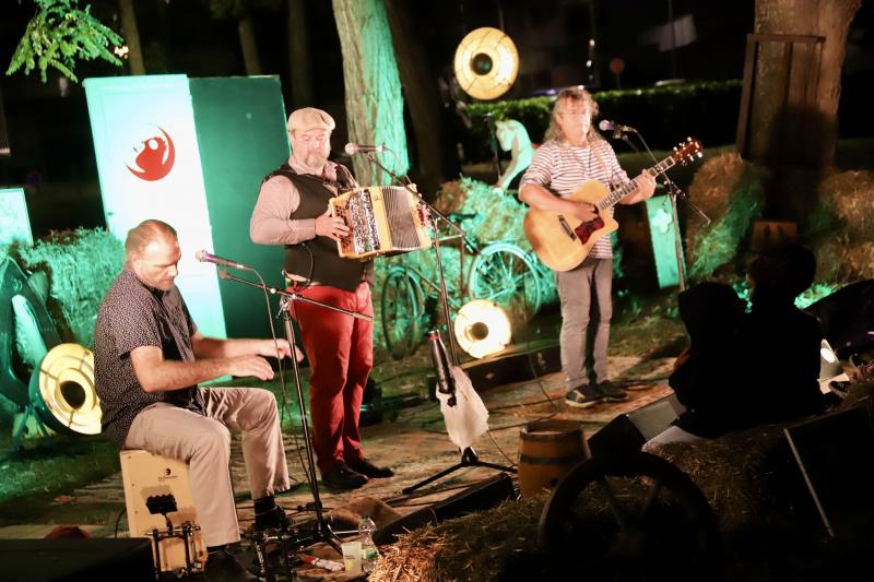 soiree-guinguette30-08-25IMG2620resultat