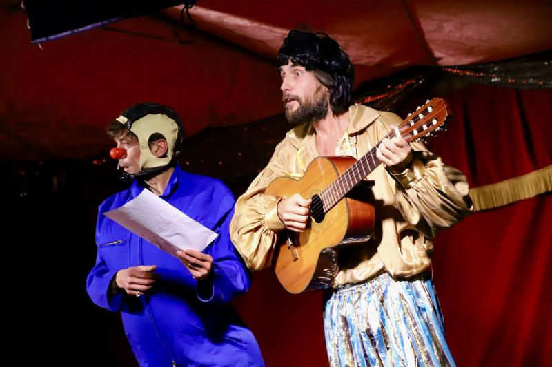 Cabaret-journal-cie-le-fer-a-coudre-15-10-25IMG4407resultat