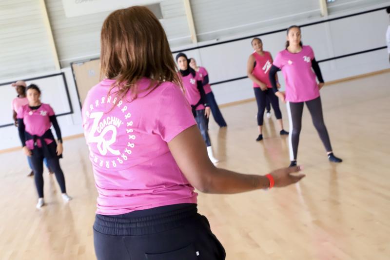 bouger-pour-elles-octobre-rose25-10-25IMG5184resultat