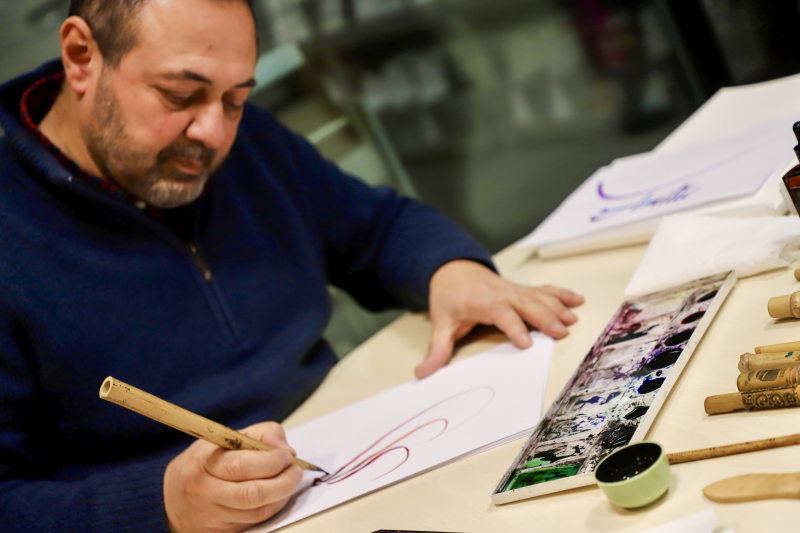 vernissage-exposition-a-l-ombre-de-l-absence-en-presence-de-l-artiste-le-samedi-22-11-25IMG6491resultat