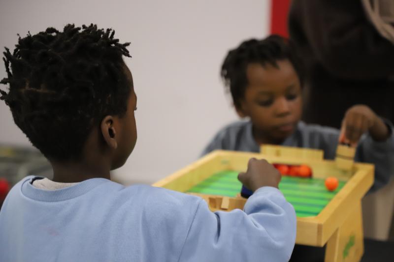 Arbre-de-Noel-du-relais-petite-enfance10-12-25IMG7541resultat