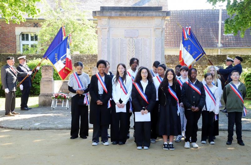 Commemoration-8-mai-19458-mai-23IMG2939resultat
