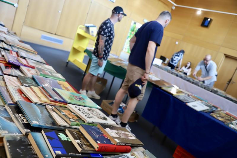 bibliobraderie20-06-26IMG5230resultat