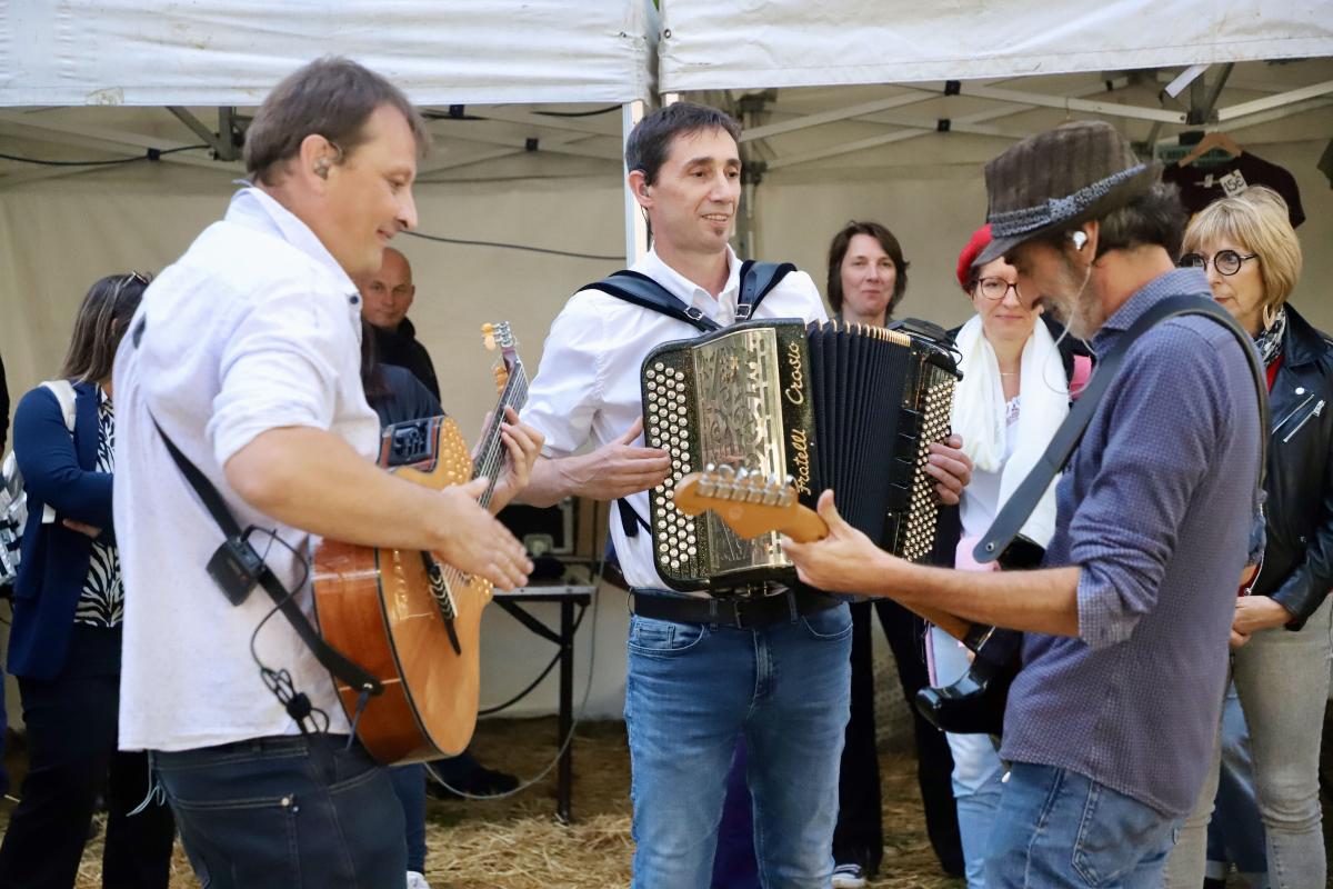 Soiree-guinguette29-08-26IMG8297resultat